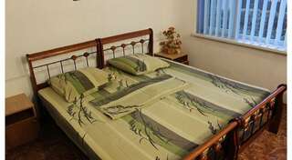 Гостевой дом АнНи Гаспра 3х-местный однокомнатный-2