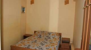 Гостевой дом АнНи Гаспра 2х-местный номер с одной кроватью-7