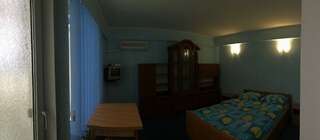 Гостевой дом АнНи Гаспра 4х-местный с балконом-9