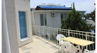 Гостевой дом АнНи Гаспра Апартаменты с 2мя спальнями-1